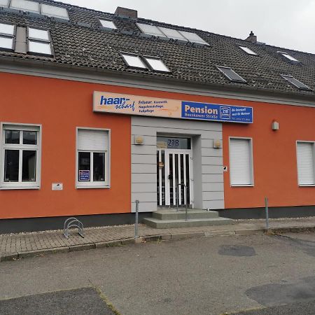 Zimmervermietung Schoenfliesser Stuben Auch Fuer Monteure Eisenhuettenstadt Exterior photo